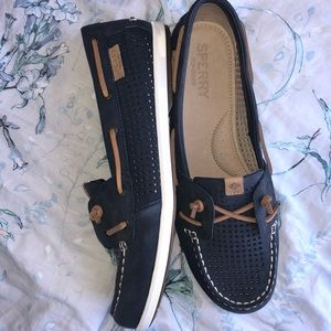 Sperrys !